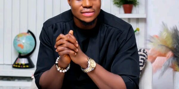 Nigerians Envy as Zicsaloma Flaunts New Look, Warns Against Using His Old Photos For His Birthday Posts